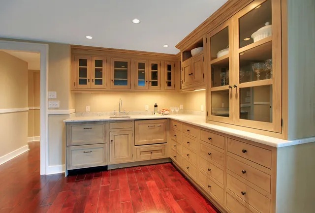 Custom Carpentry & Structures 